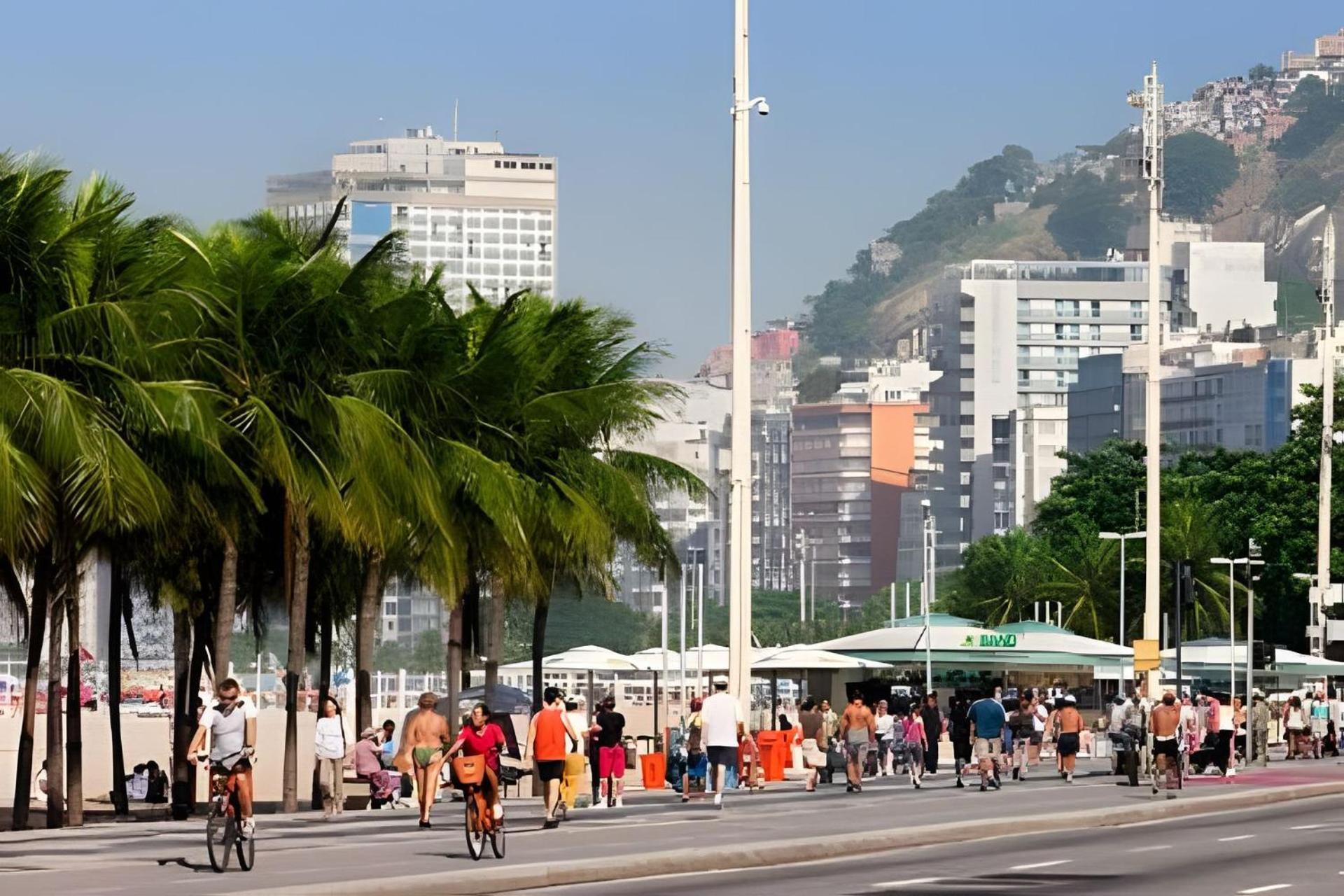 Moderno Em Copacabana, A 100m Da Apartment